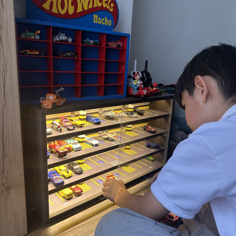 Alternative view of REPISA TIPO PARQUEADERO